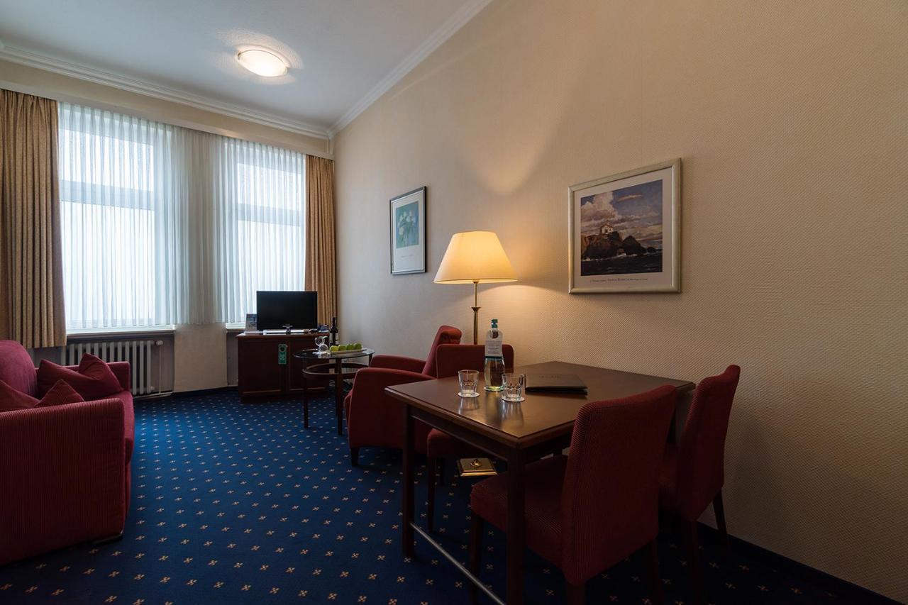 Strandhotel Ostfriesenhof Borkum Exterior foto