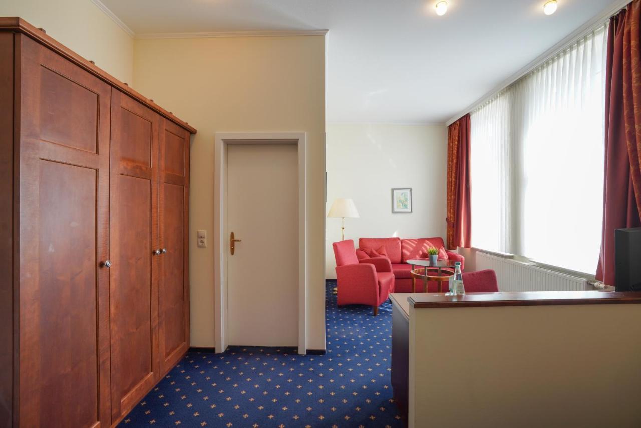 Strandhotel Ostfriesenhof Borkum Exterior foto